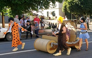 Eudunda Netball Club - The Flintstones - Eudunda Street Parade 2014