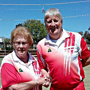 Eudunda Bowls – Deadra Newest Life Member – Oct 2017